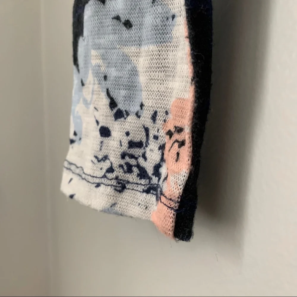 ASO Lydia Martin Bar III Cropped Long Floral Top - Picture 3 of 14